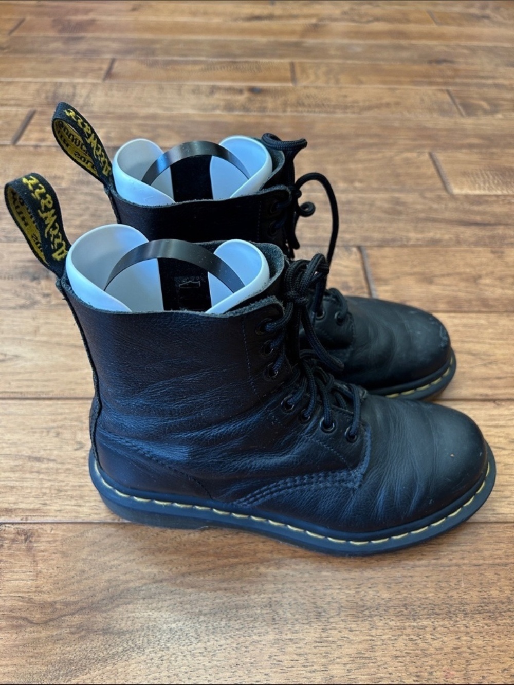 Dr. Martens Docs 1460 Pascal Black Leather Lace Up Boots Womens Size 7